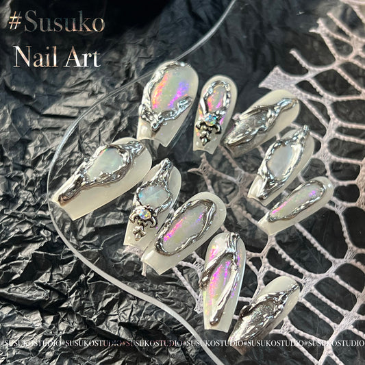 Hallucinatory Mirror